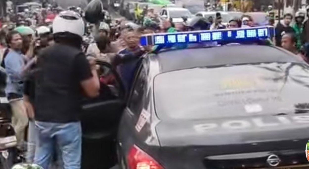 Mata Elang Dikeroyok Massa di Bogor, Wawalkot Jenal Mutaqin Turun Bicara 2 WhatsApp Image 2026 10 13 at 18.42.42