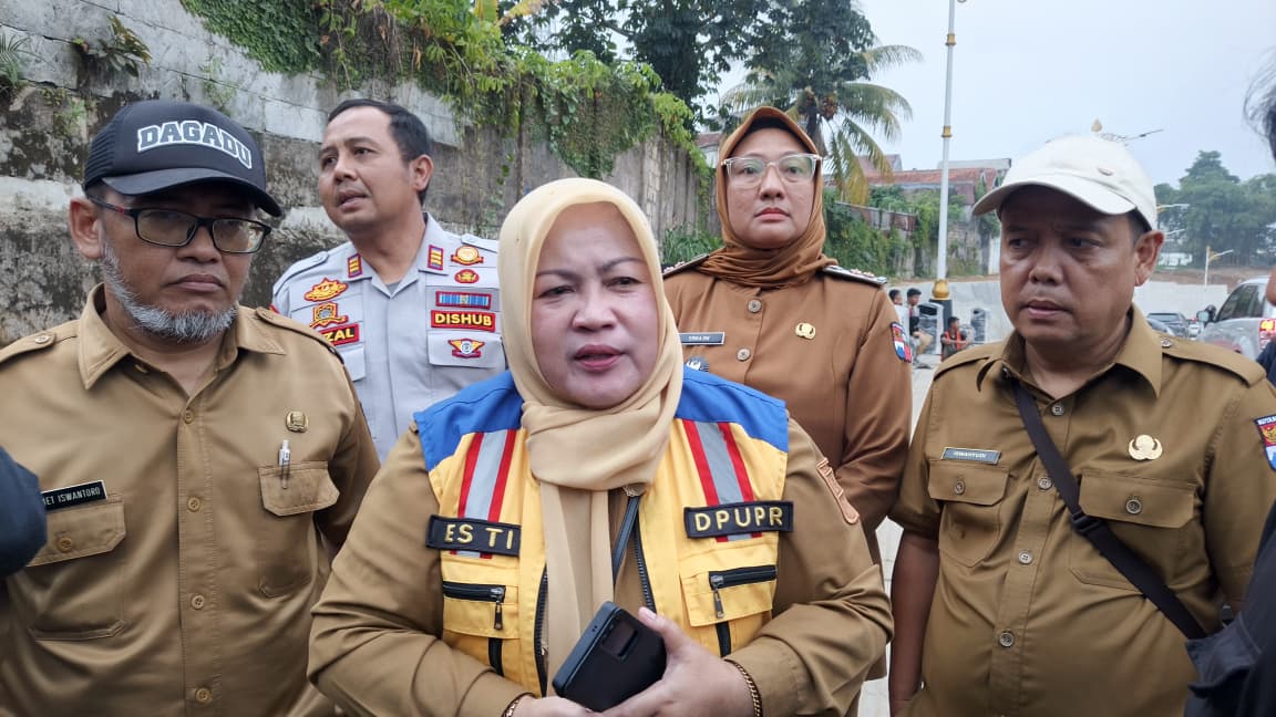 Trase baru Jalan Saleh Danasasmita Batutulis di Kecamatan Bogor Selatan, Kota Bogor, yang dibuka terbatas pukul 07.00 hingga 19.00 WIB.