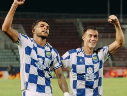 Comeback 4 Menit! Persib Bangkit dari 0-2, Curi 1 Poin dari Dewa United