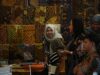 Merawat Warisan Leluhur: Strategi Kreatif Memperkenalkan Busana Tradisional ke Kancah Dunia