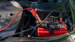 Aki Mobil Cepat Tekor? Ini 4 Cara Merawatnya agar Lebih Awet
